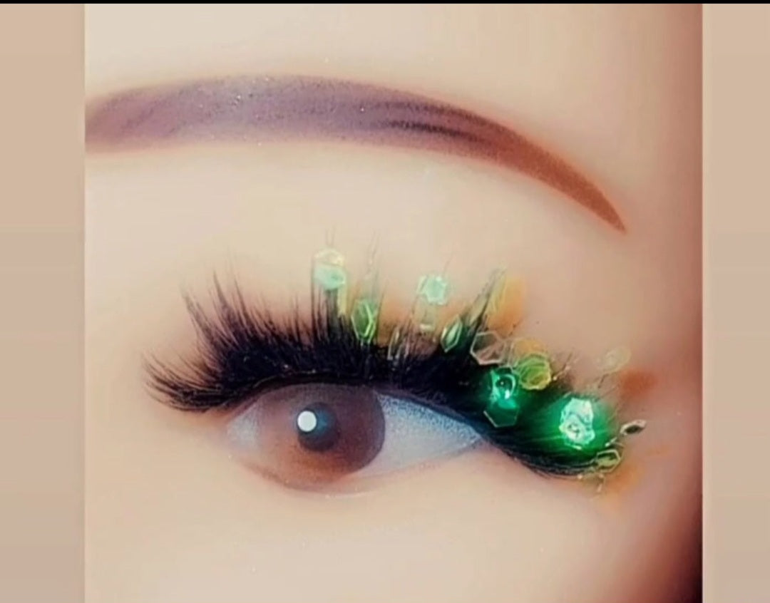 GLITZ LASHES ✨️